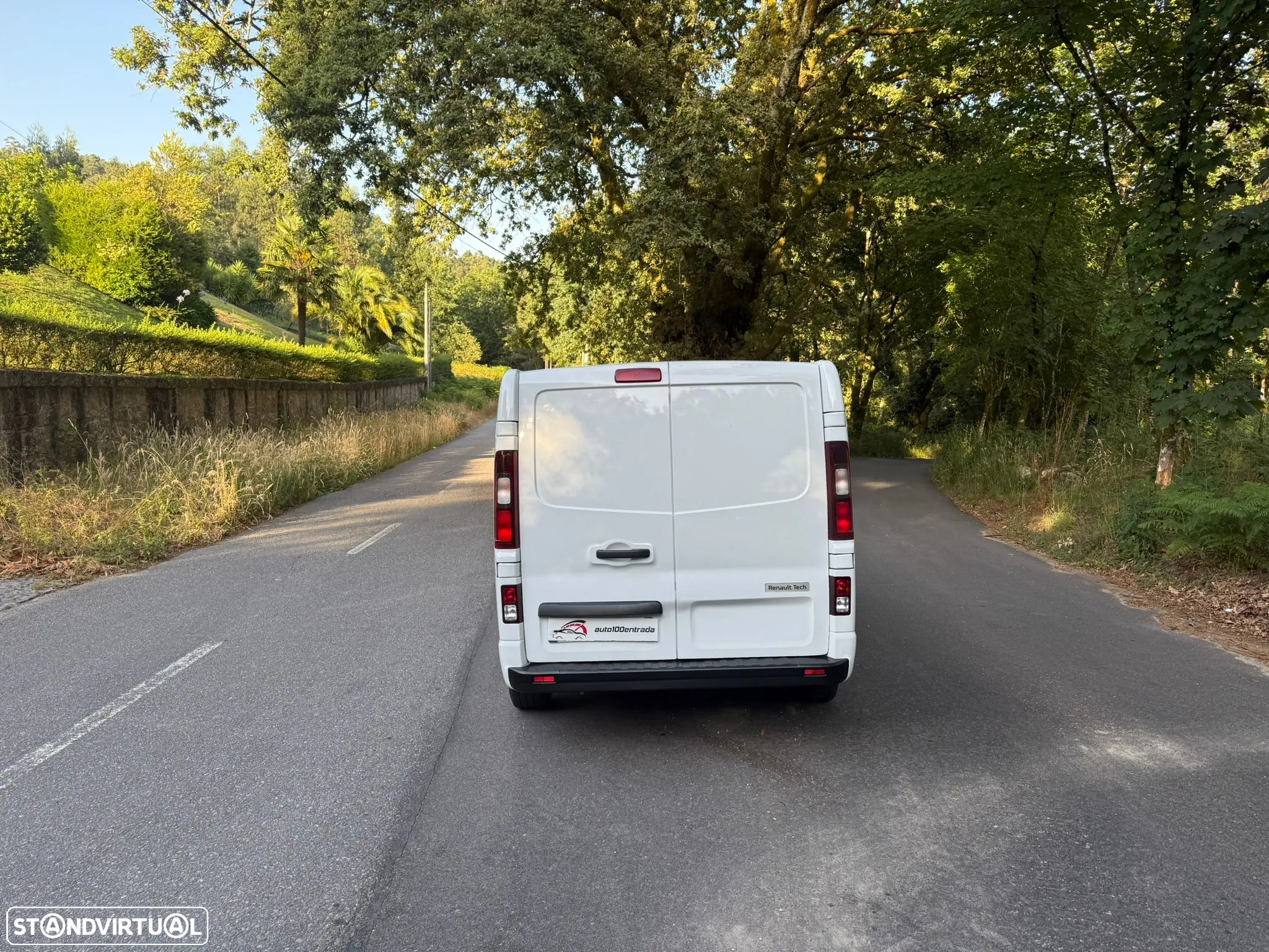 Renault Trafic L2H1 2.0CC DCi 120Cv - 8