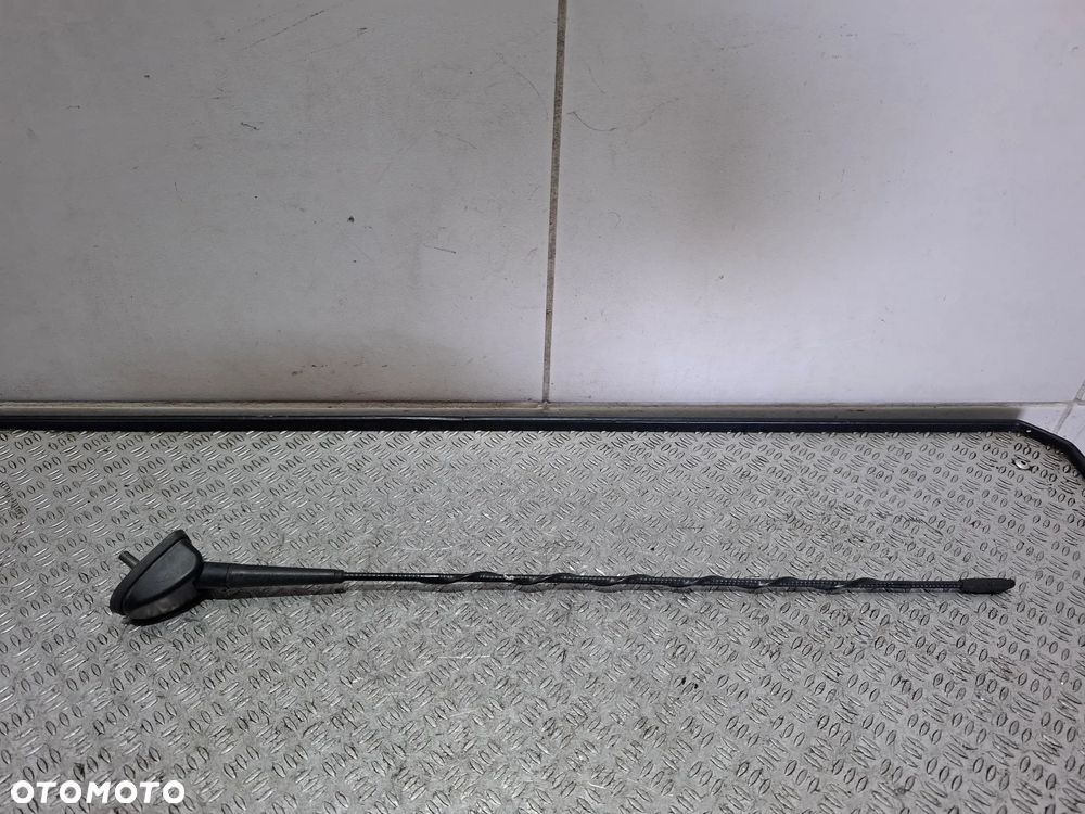 Antena dachowa Iveco Daily 2016 rok - 1