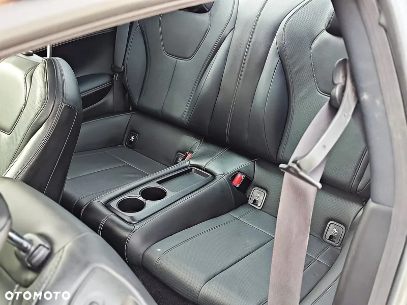 Infiniti Q60 - 16