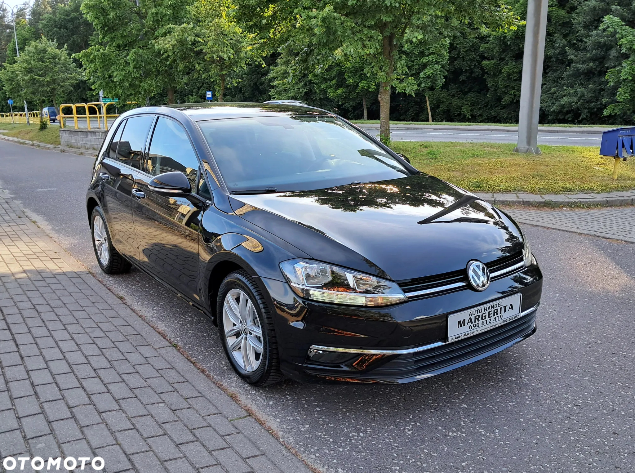 Volkswagen Golf 1.6 TDI SCR DSG Comfortline - 7