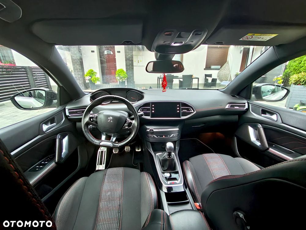 Peugeot 308 1.2 PureTech GPF GT Pack S&S - 6