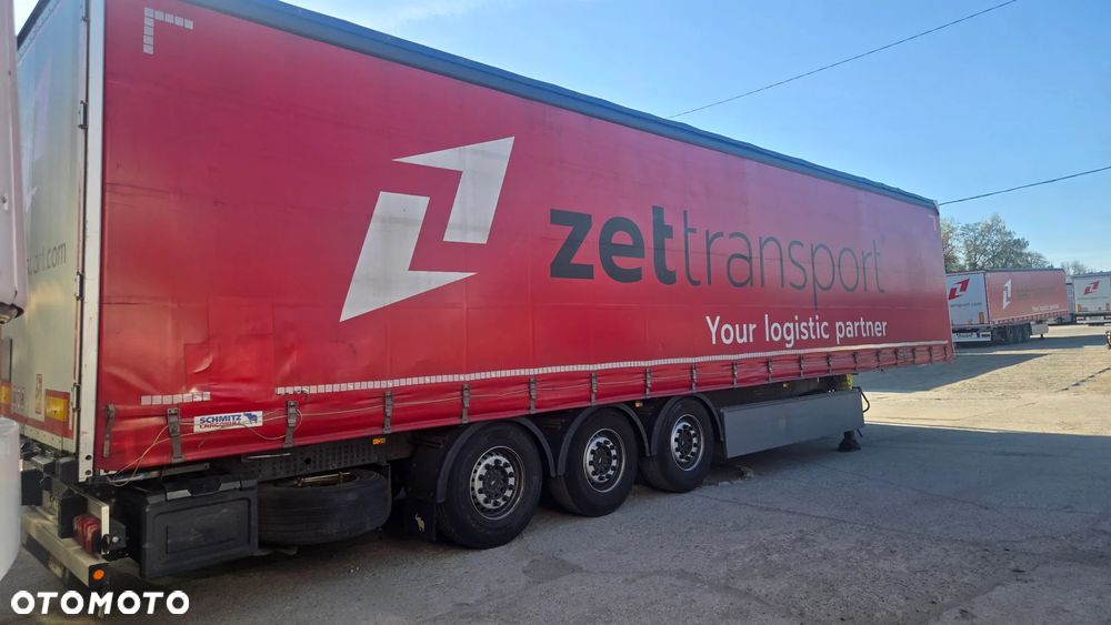Schmitz Cargobull Firanka