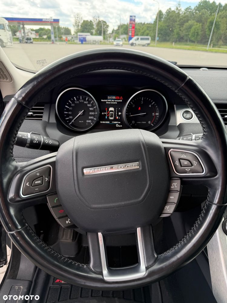 Land Rover Range Rover Evoque - 12
