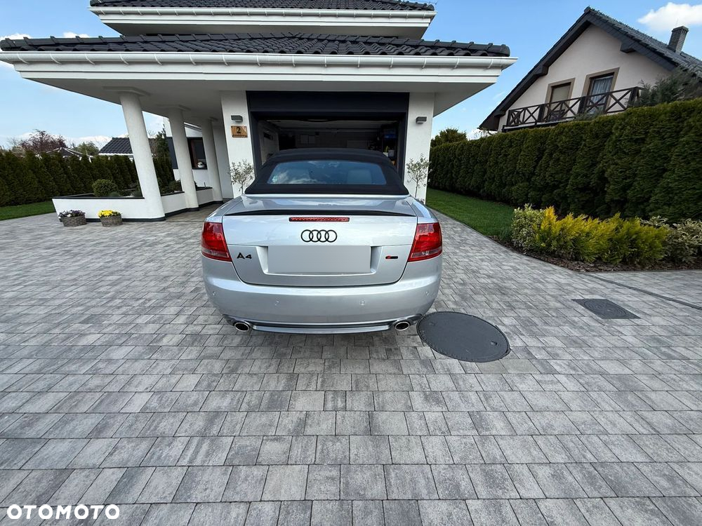 Audi A4 Cabriolet 2.0 TDI DPF multitronic - 3