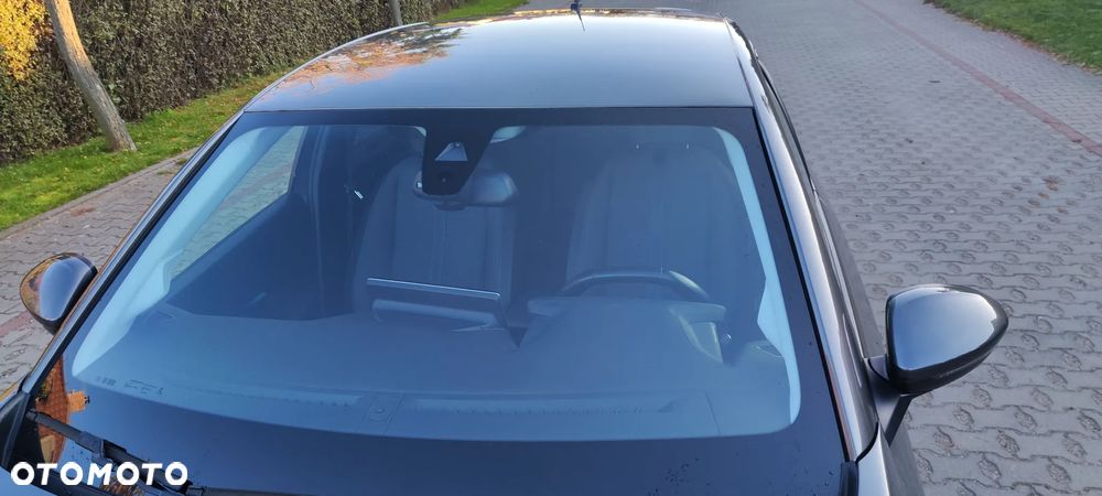 Peugeot 208 PureTech 100 EAT8 Active - 16