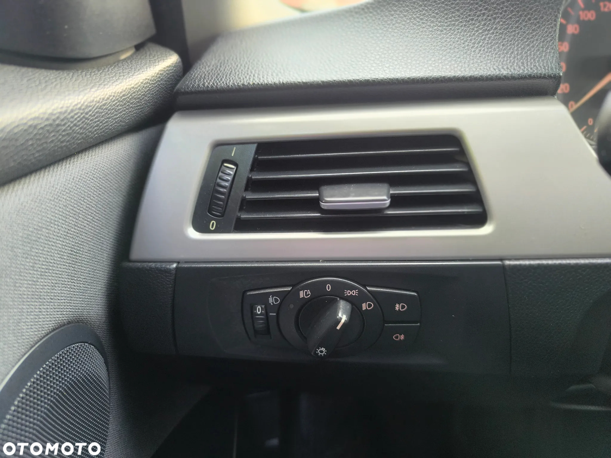 BMW Seria 3 - 24