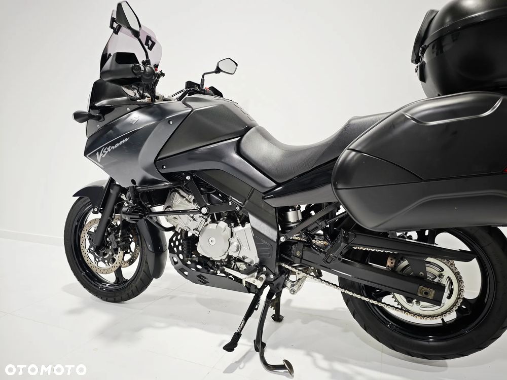 Suzuki V-STROM - 13