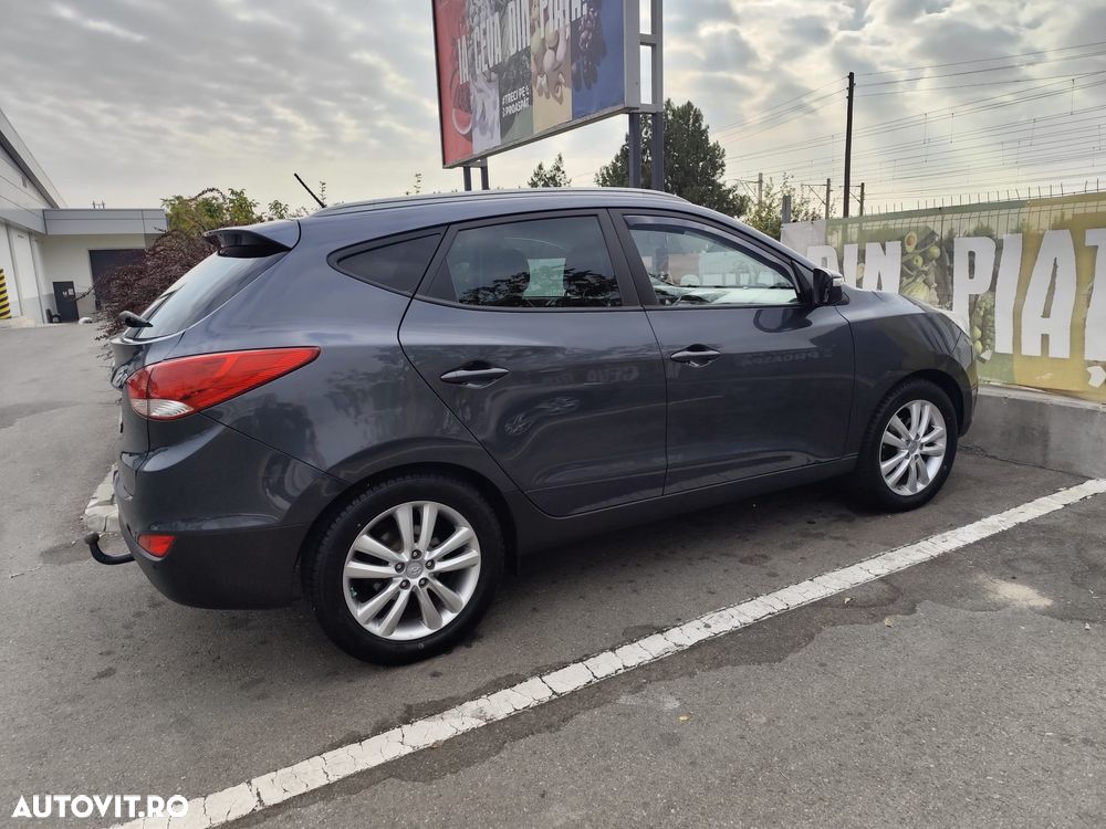 HYUNDAI ix35 2011 — imagine 3