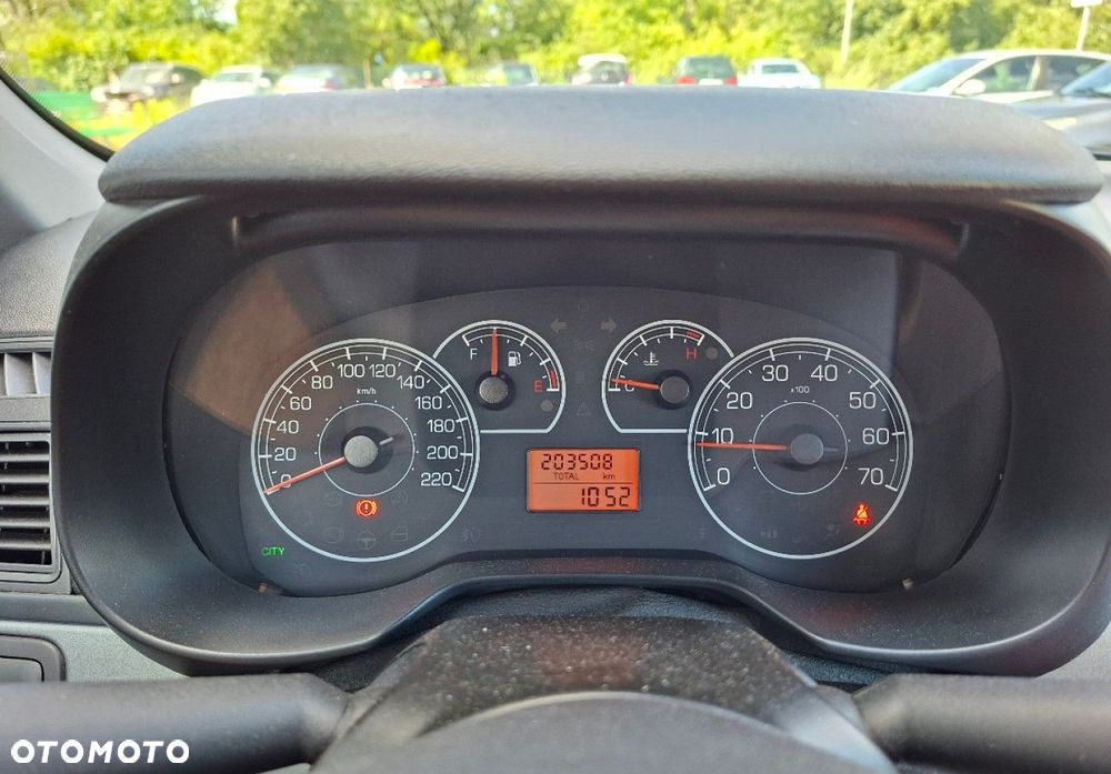 Fiat Grande Punto - 17