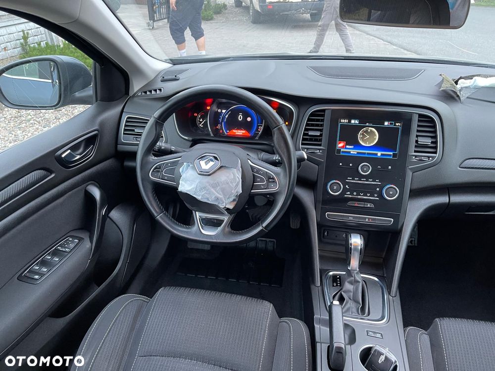 Renault Megane BLUE dCi 115 EDC INTENS - 10