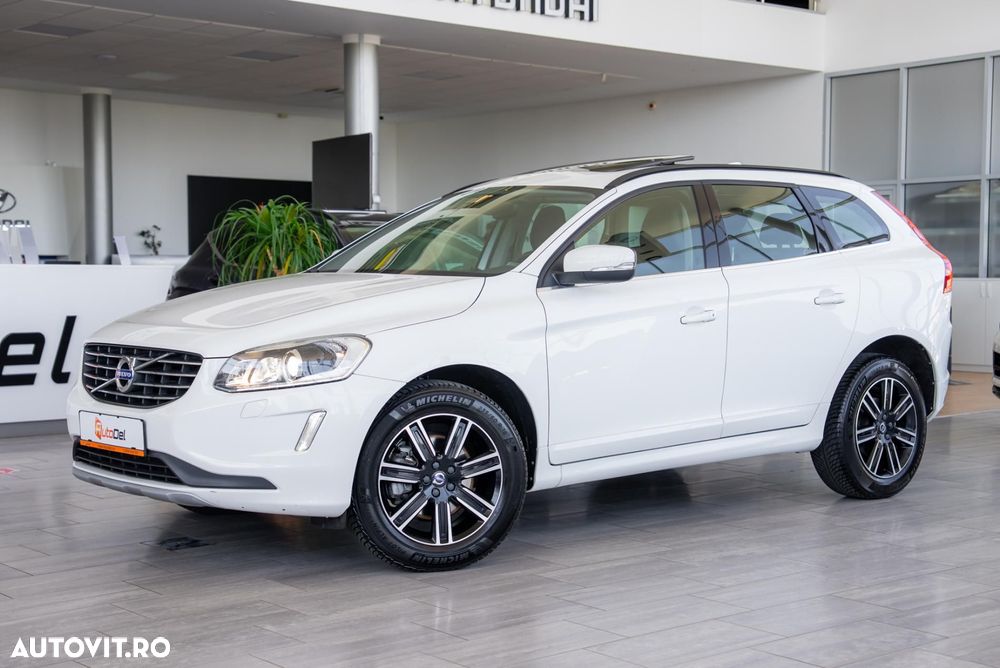 Volvo XC 60 D4 AWD Geartronic Momentum - 7
