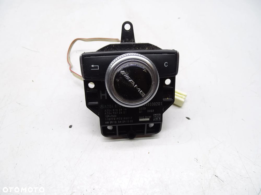 Mercedes C W204 Pokretlo Command 2048700579 - 1