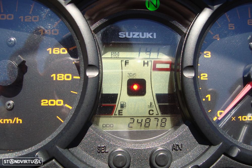 Suzuki v-strom DL-650 - 7