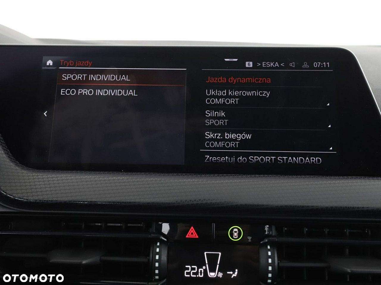 BMW Seria 1 120d xDrive ColorVision Edition sport - 28