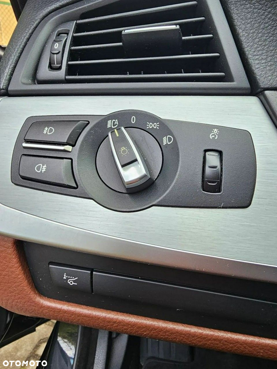 BMW Seria 5 520d Touring Luxury Line - 23