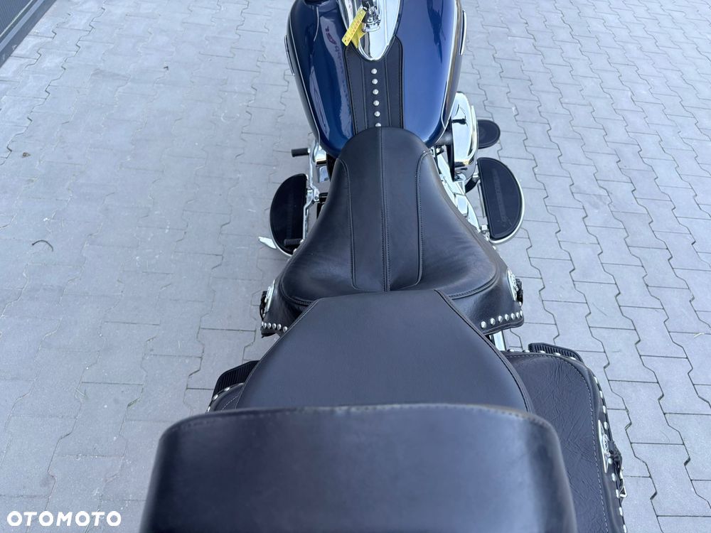 Harley-Davidson Softail Heritage Classic - 16