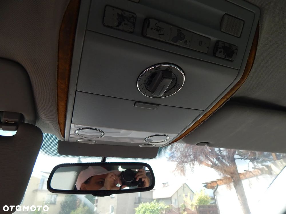 Volkswagen Touareg - 16