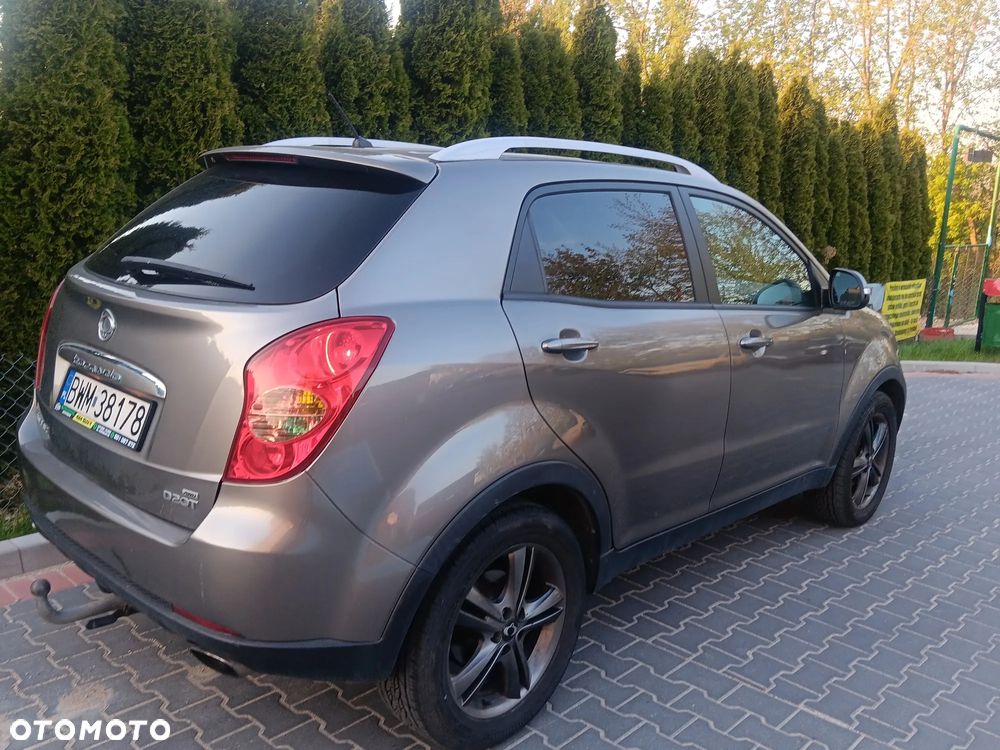 SsangYong/KGM Korando 2.0 E-XDi DPF 4WD Automatik Quartz - 9