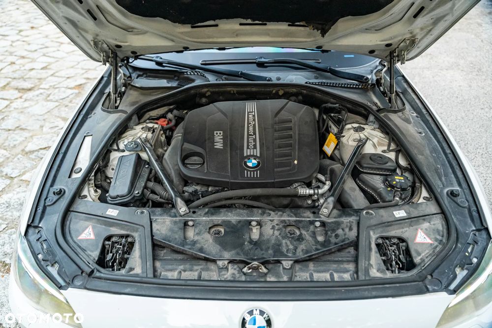BMW Seria 5 530d xDrive - 40