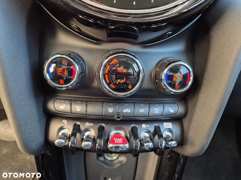 MINI Cooper Multitone Edition - 11