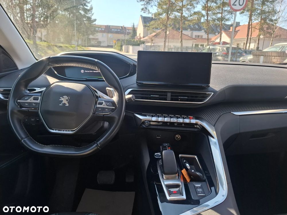 Peugeot 3008 1.6 PureTech Hybrid PHEV Allure Pack S&S EAT8 - 7