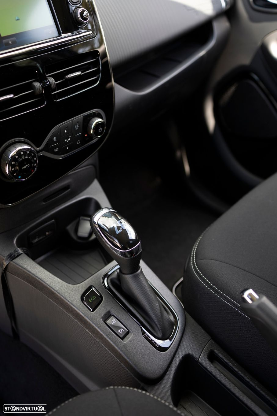 Renault Zoe - 14
