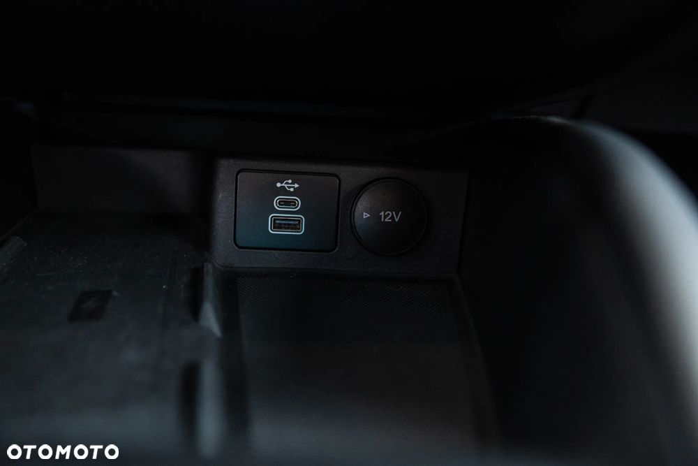 Ford Focus 1.5 EcoBlue STart-Stopp-System ST-LINE X - 19