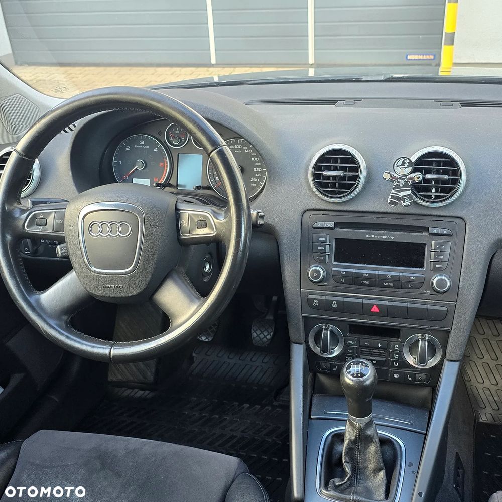 Audi A3 1.6 TDI Attraction - 7