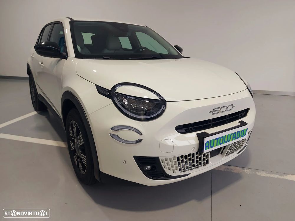 Fiat 600 1.2 Hybrid Icon - 1