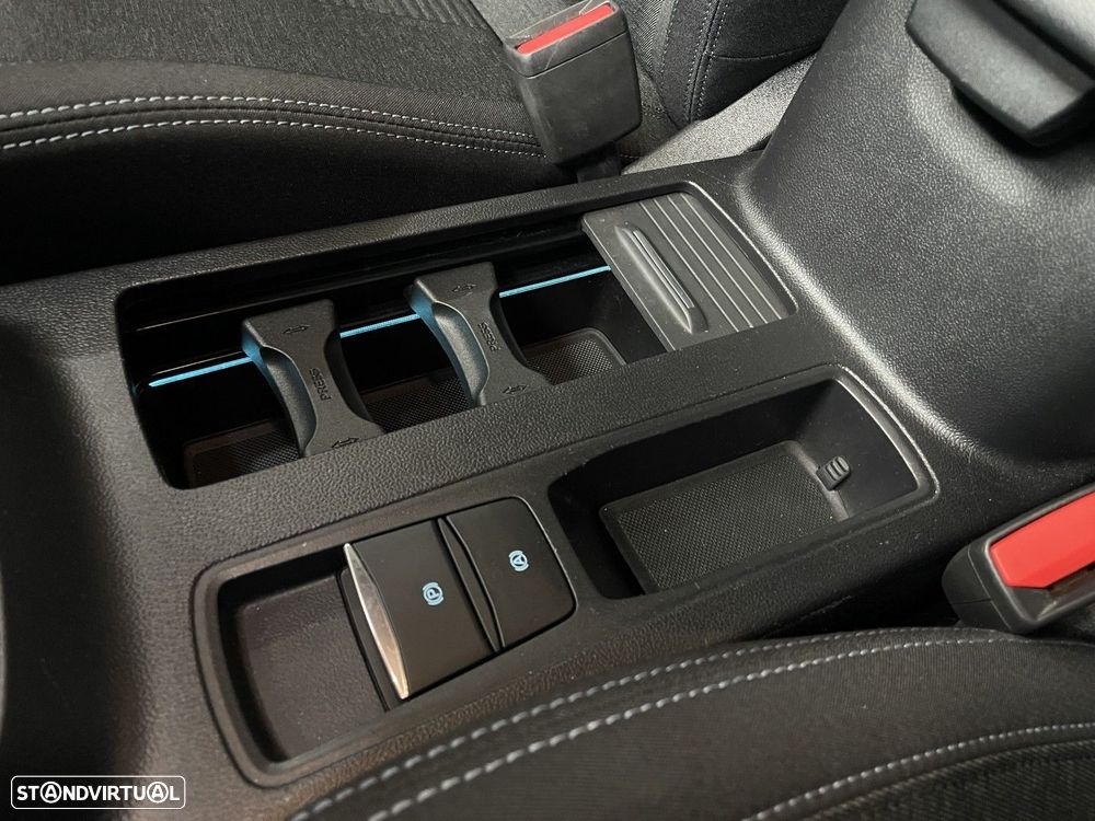 Ford Focus 1.0 EcoBoost Active - 25