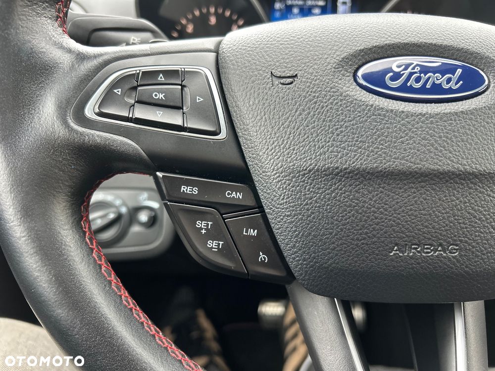 Ford Kuga 2.0 TDCi 4x4 ST-Line - 17