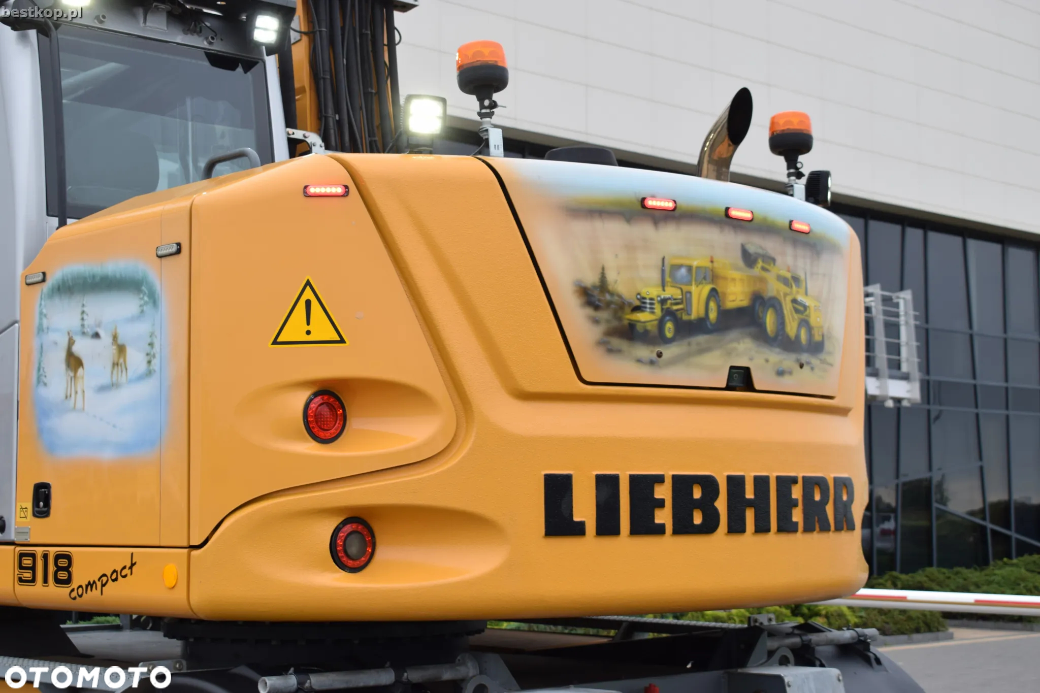 Liebherr A918 Compact Litronic - 13