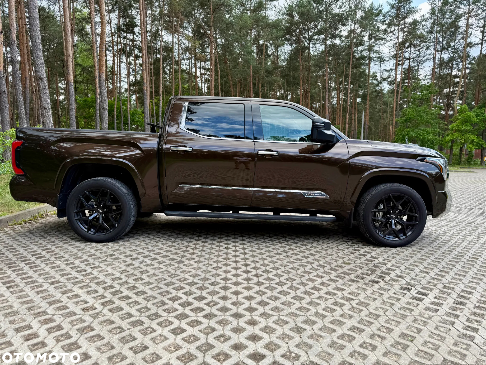 Toyota Tundra - 38