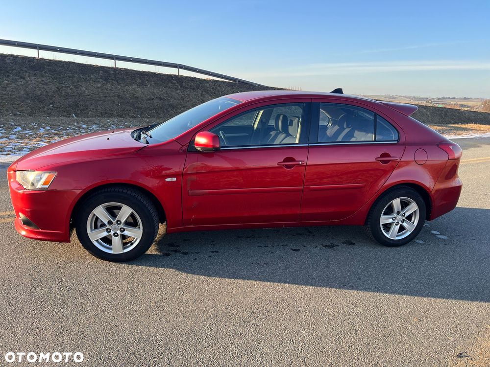 Mitsubishi Lancer 1.8 Intense - 2