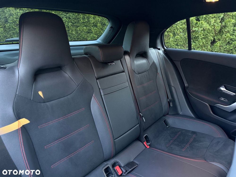 Mercedes-Benz Klasa A 250 4Matic 8G-DCT Edition AMG Line - 24