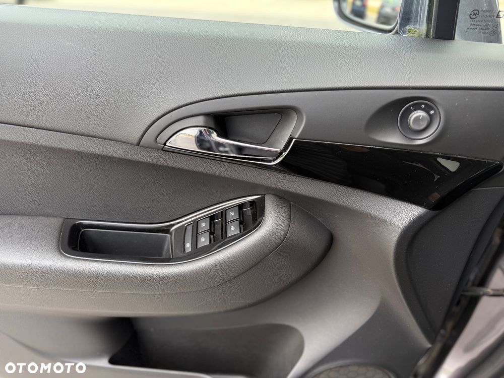 Chevrolet Orlando - 15