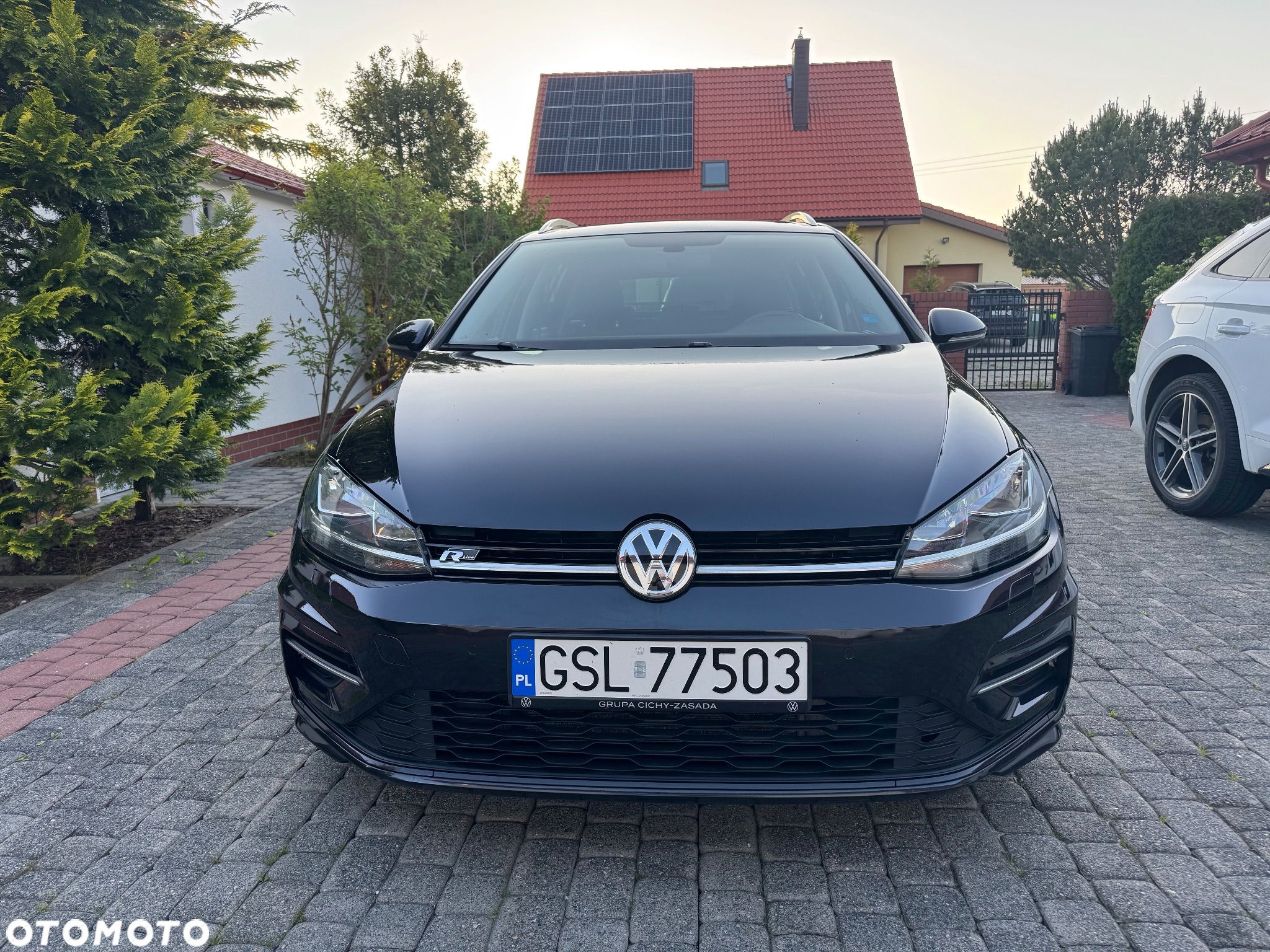 Volkswagen Golf 2.0 BlueTDI DSG Highline - 1