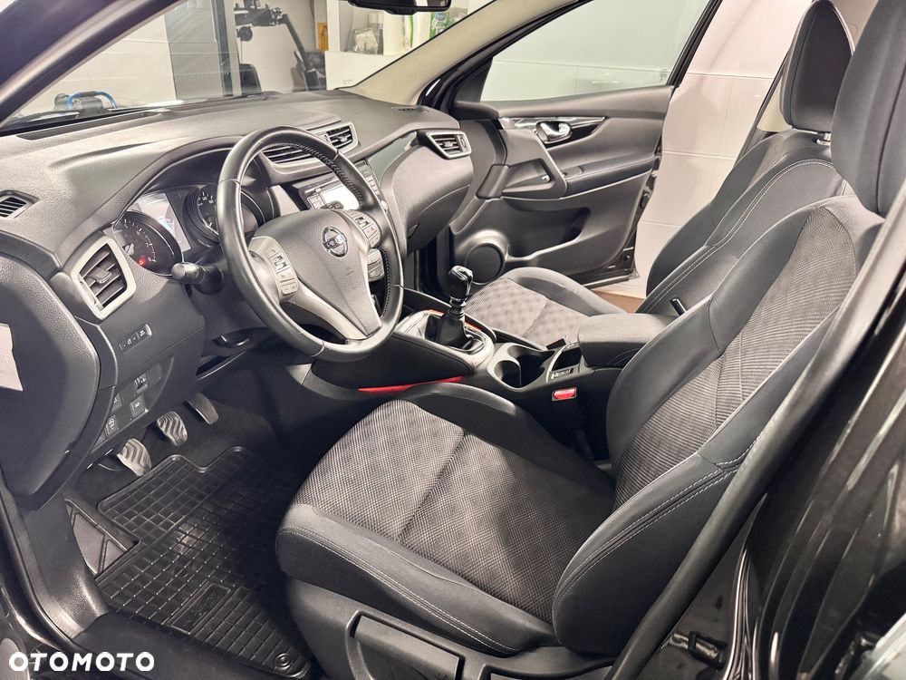 Nissan Qashqai - 12