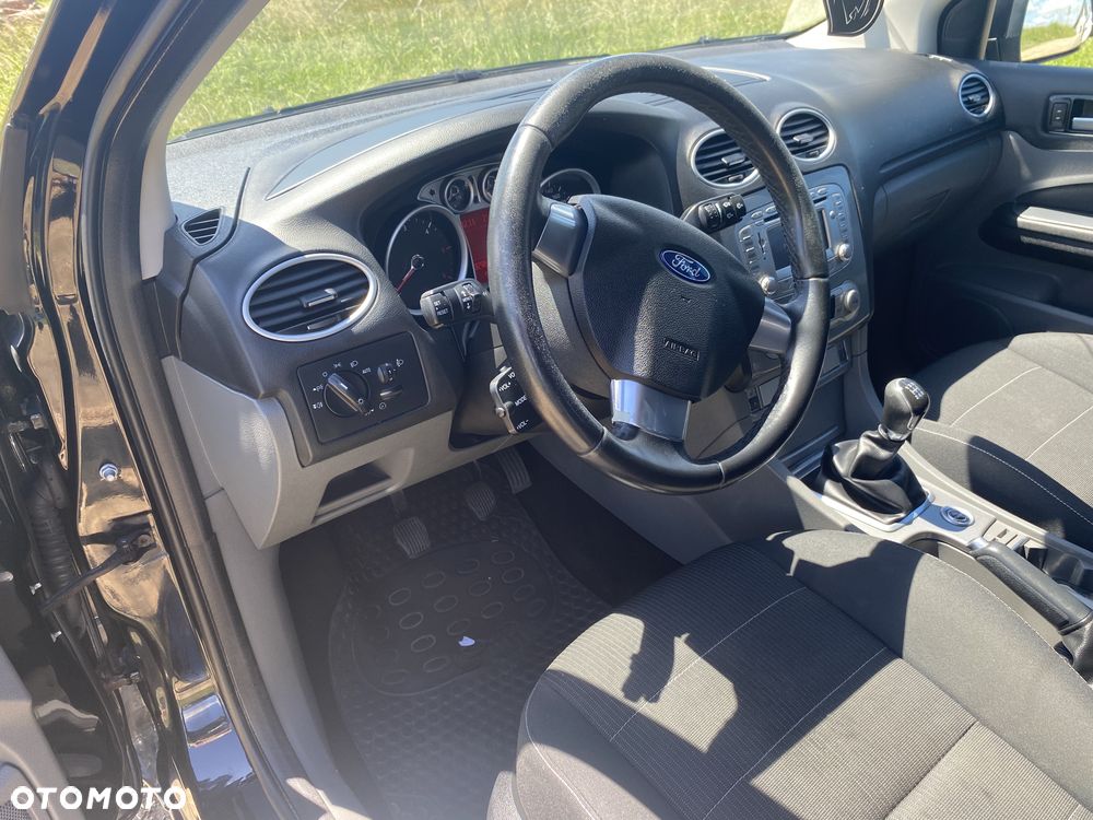 Ford Focus - 13
