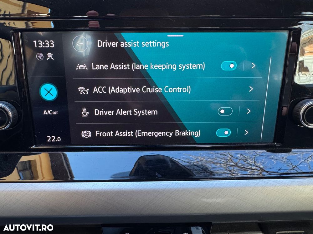 Volkswagen Golf 1.0 eTSI MHEV 110CP DSG Life - 36