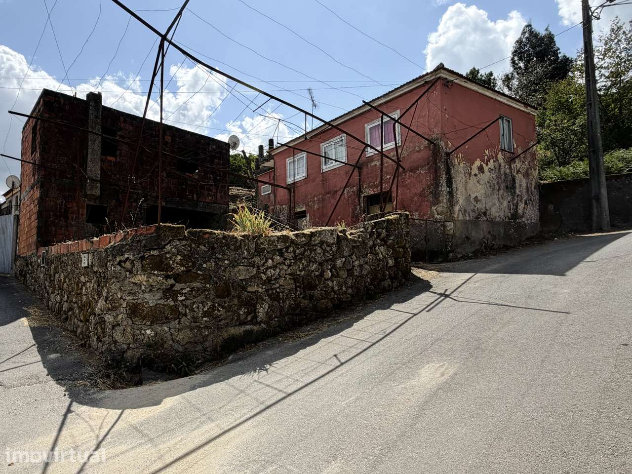 Moradia p/ reconstrução – Oliveira de Frades - Grande imagem: 2/33