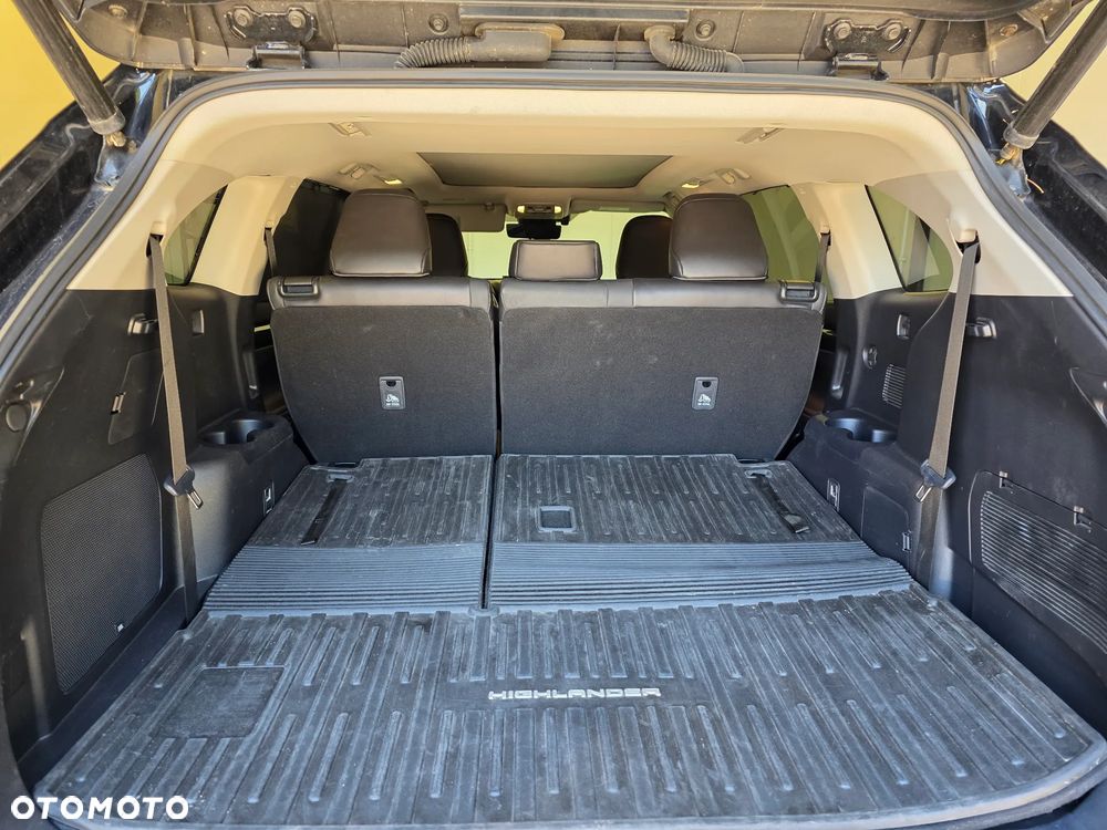 Toyota Highlander 2.5 Hybrid Executive - 35