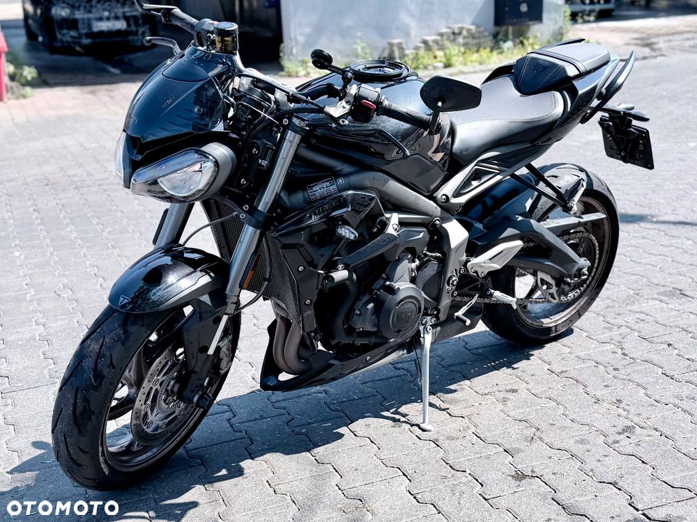Triumph Street Triple - 2