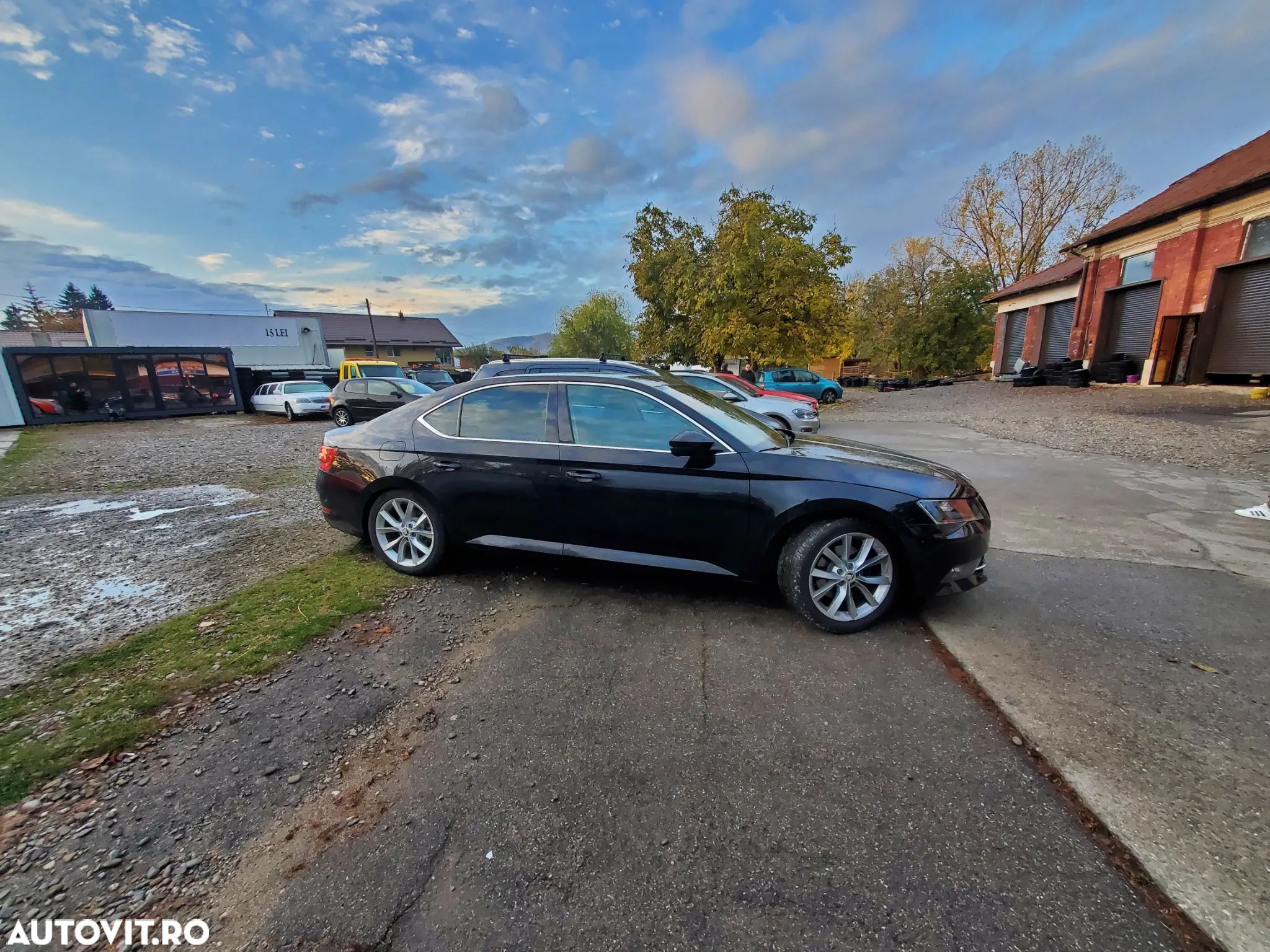 Skoda Superb 2.0 TDI DSG 4X4 Style - 1