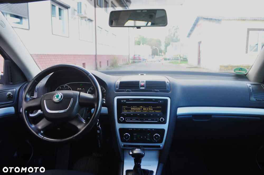 Skoda Octavia 1.2 TSI DSG IMPULS EDITION - 13