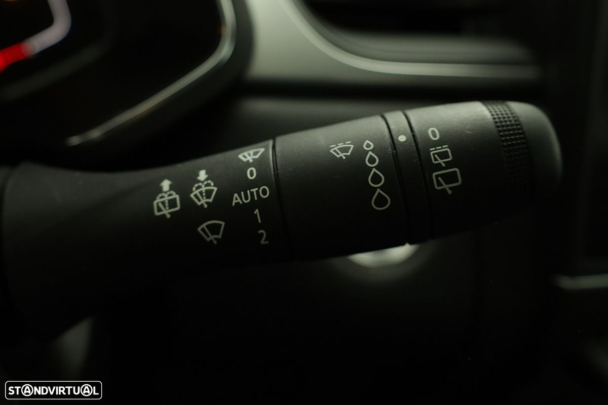 Renault Captur 1.0 TCe Techno Bi-Fuel - 18