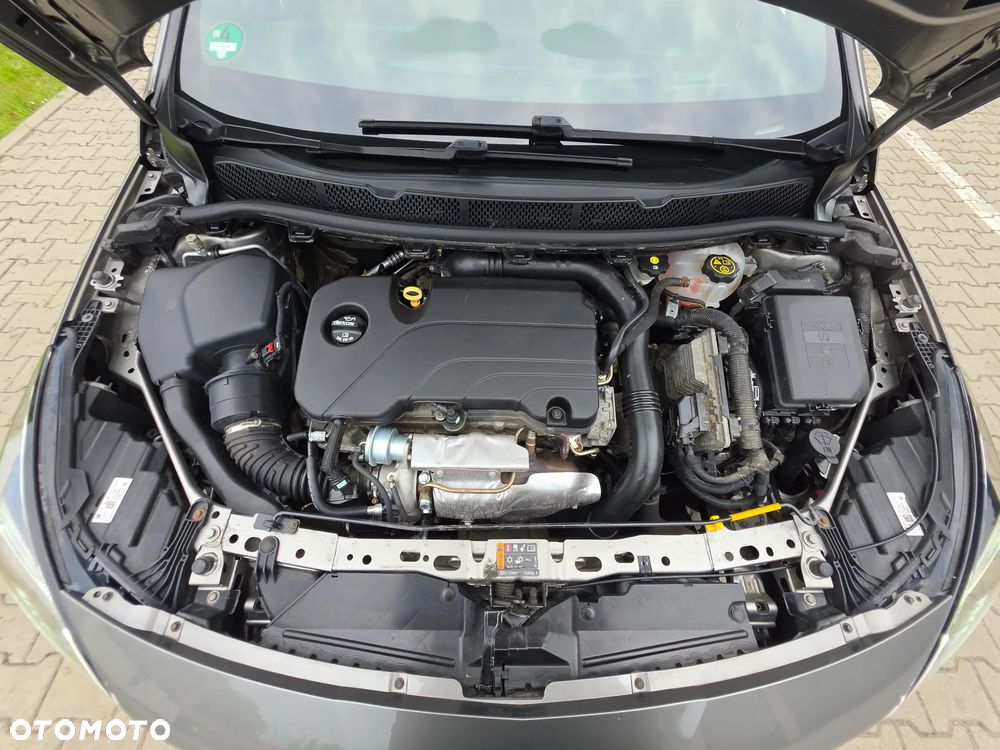 Opel Astra 1.4 Turbo Start/Stop Business - 34