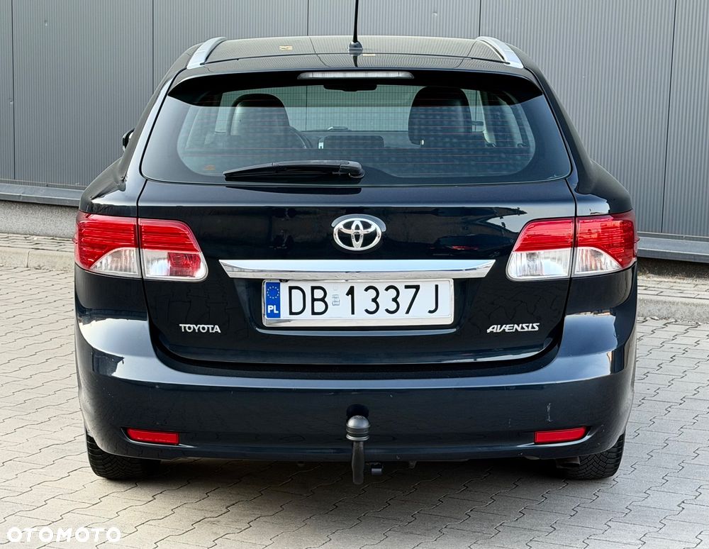 Toyota Avensis 2.0 D-4D Edition (2014) - 5
