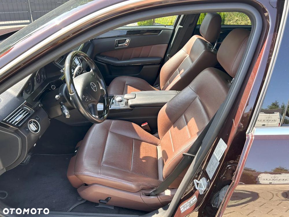 Mercedes-Benz Klasa E 350 CDI 4-Matic BlueEff - 14