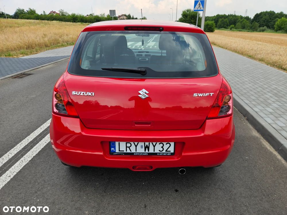 Suzuki Swift 1.3 Classic - 8